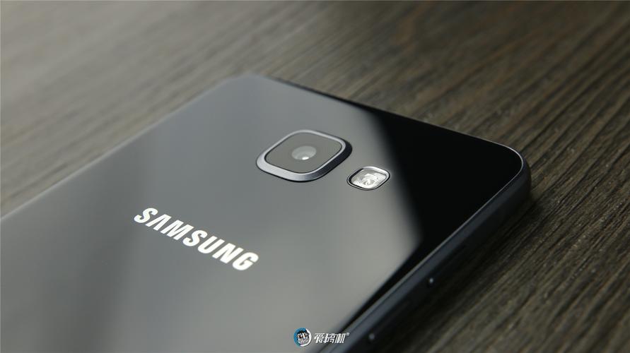 颜值爆发,三星新galaxy a5/a7/a9三子图赏