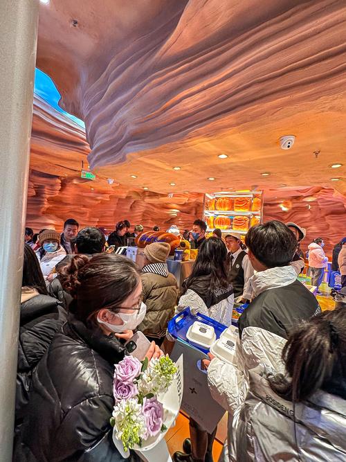 沈阳首家环球蜗牛❗三台子万象汇怒排3小时也要冲❗